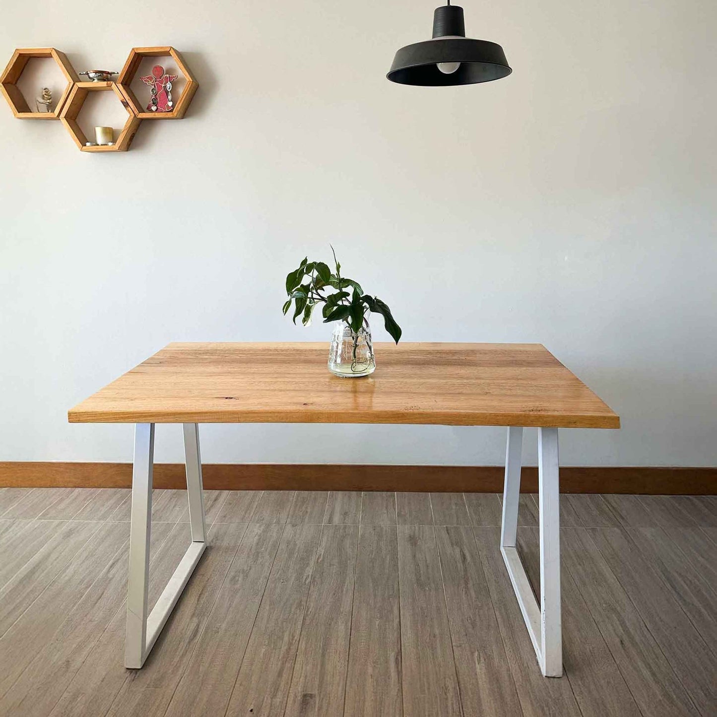 Mesa Comedor Madera y Metal Conificada