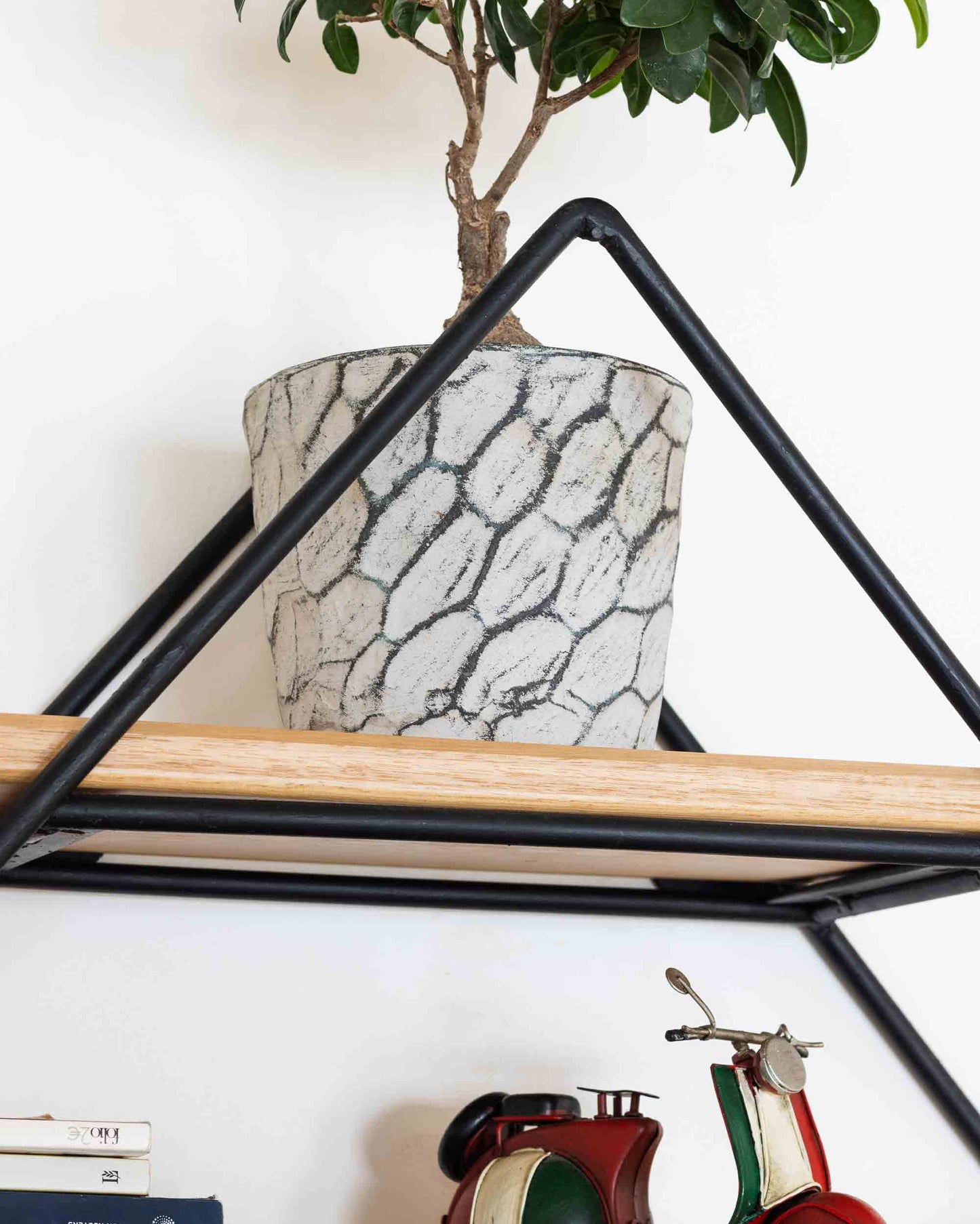 Repisa Rombo con Madera de Eucalipto