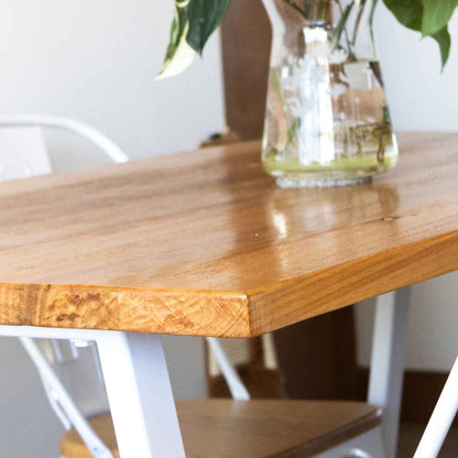 Mesa Comedor Madera y Metal Conificada